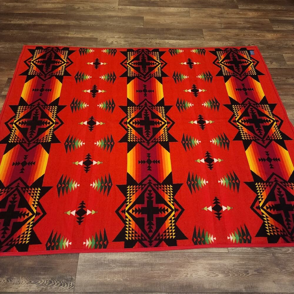 Pendelton "Caliente" Vibrant Red Blue Reversible Wool blanket 76" x 64" EUC - Picture 4 of 10